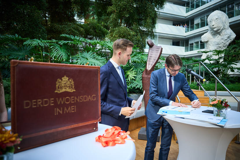 Ondertekening stukken